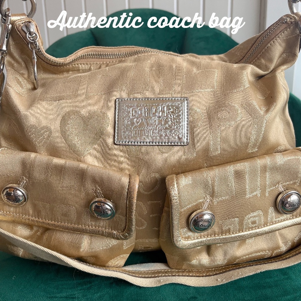 Coach purse rare find poppy label coach purse coach bag